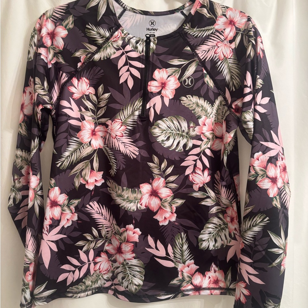 Hurley Women's Tropical Floral Long Sleeve Top - Black and Pink